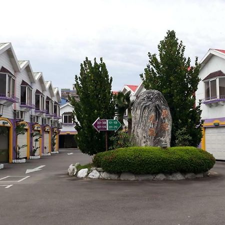 Sydney Motel Tucheng Exterior photo